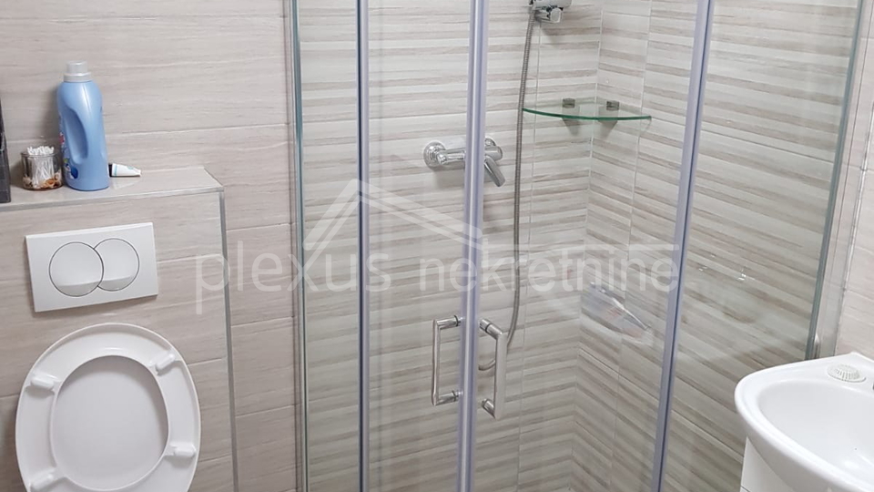 Apartment, 57 m2, For Sale, Bol