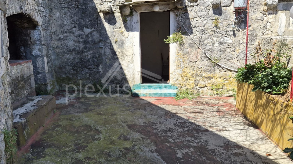House&comma; 182 m2&comma; For Sale&comma; Nere&zcaron;i&scaron;&cacute;a