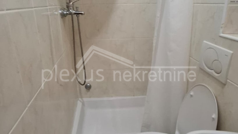 Ein Studio-Apartment im Stadtzentrum - Slavićeva, langfristige Vermietung!