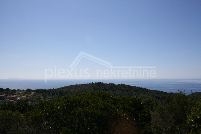 Land, 4105 m2, For Sale, Vis - Marinje Zemlje