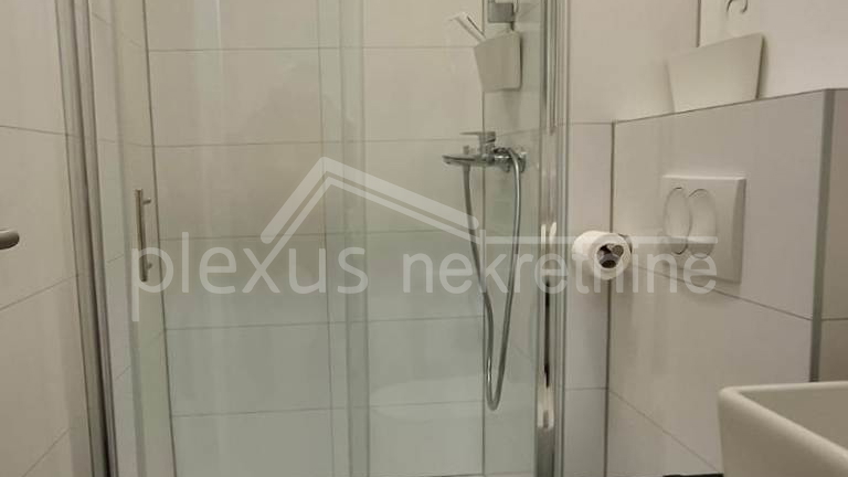 Apartment, 26 m2, For Rent, Split - Neslanovac