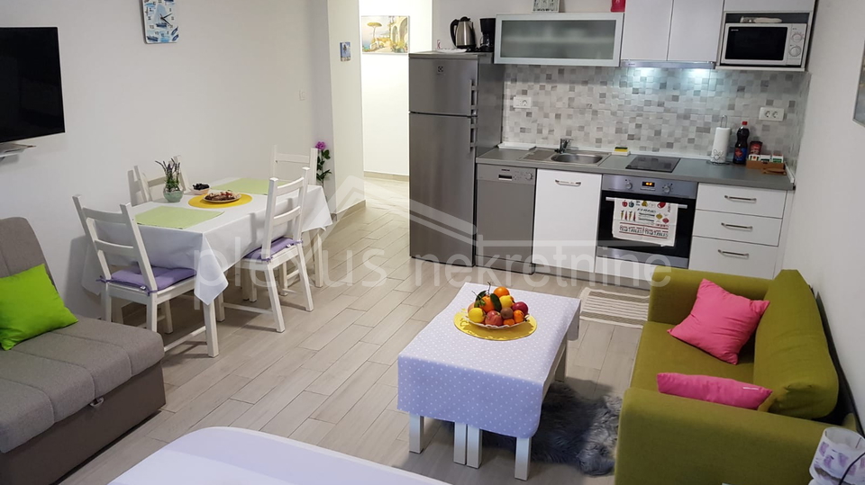 Apartment, 57 m2, For Sale, Bol