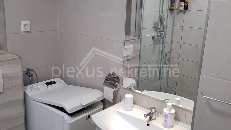 Apartment, 57 m2, For Sale, Bol