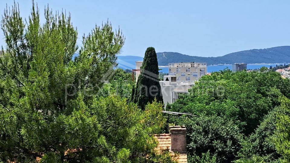 Apartment&comma; 77 m2&comma; For Sale&comma; Split - Bol