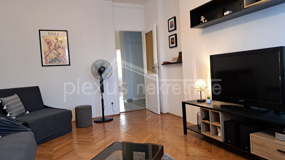 Apartment&comma; 77 m2&comma; For Sale&comma; Split - Bol