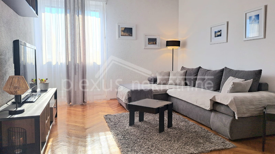 Apartment&comma; 77 m2&comma; For Sale&comma; Split - Bol