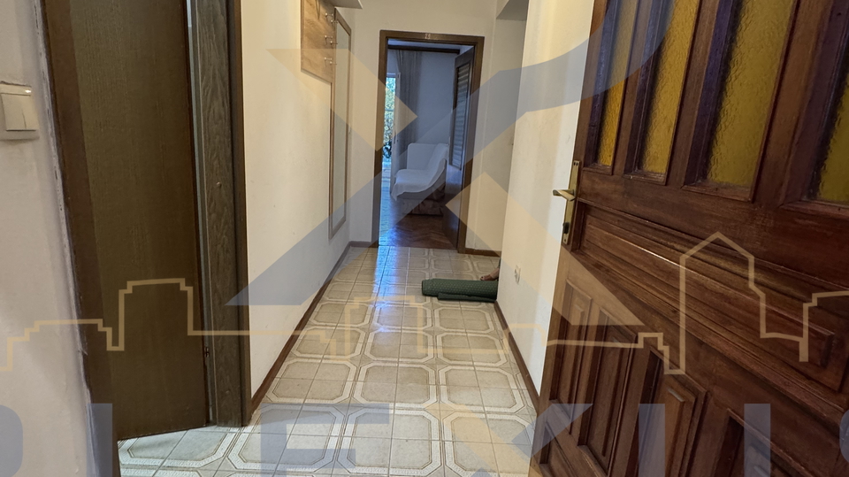 Apartment&comma; 100 m2&comma; For Rent&comma; Split - Su&cacute;idar