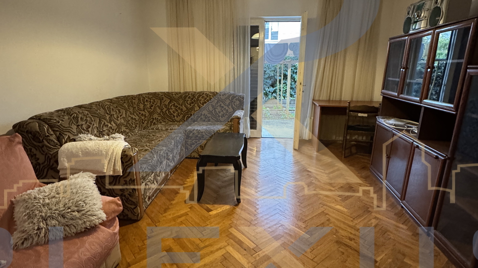Apartment&comma; 100 m2&comma; For Rent&comma; Split - Su&cacute;idar