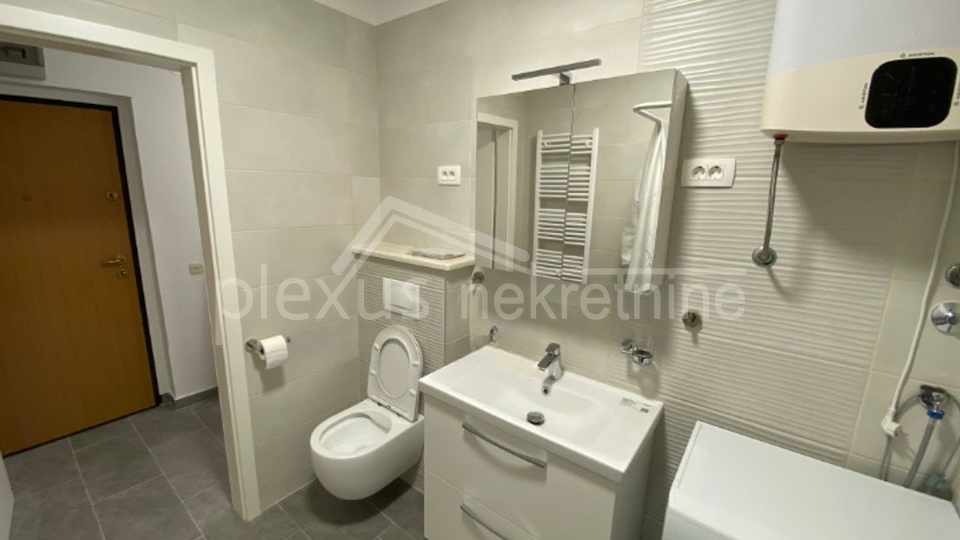 Apartment, 76 m2, For Sale, Trogir