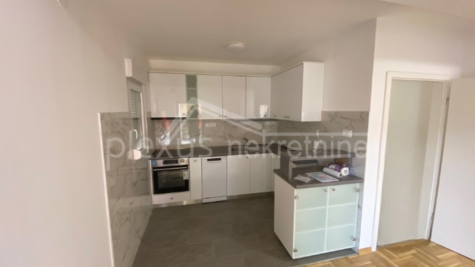 Apartment, 76 m2, For Sale, Trogir