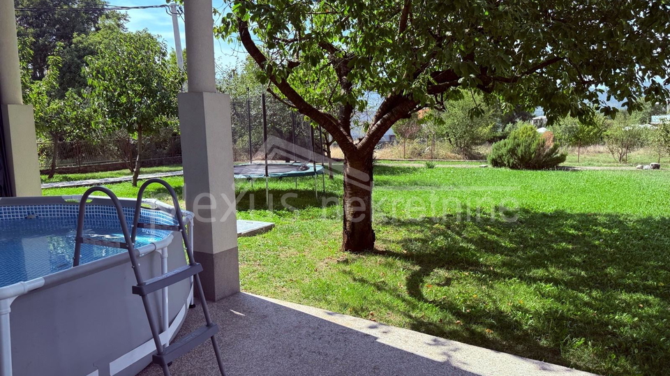 House&comma; 1278 m2&comma; For Sale&comma; Prisoje