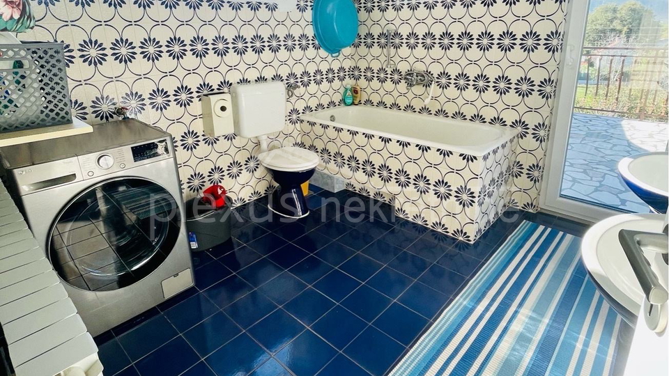House&comma; 1278 m2&comma; For Sale&comma; Prisoje