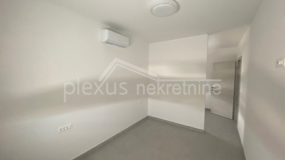 Uffici&comma; 100 m2&comma; Affitto&comma; Plano