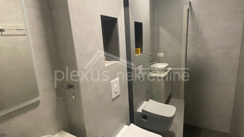 Uffici&comma; 100 m2&comma; Affitto&comma; Plano