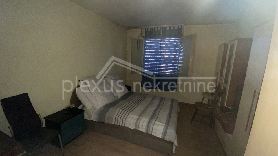 SNI&Zcaron;ENO&excl; Split&comma; Brda&comma; 60 m2&colon; Dvosoban stan