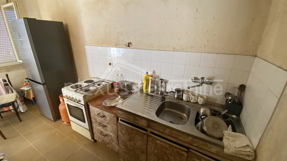 SNI&Zcaron;ENO&excl; Split&comma; Brda&comma; 60 m2&colon; Dvosoban stan