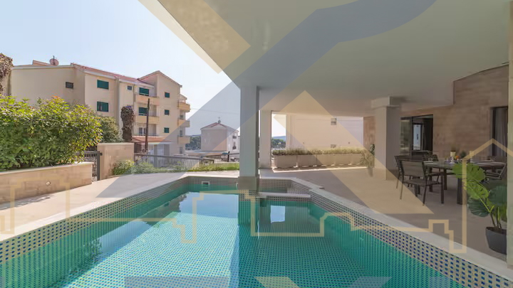 Casa&comma; 363 m2&comma; Vendita&comma; Trogir - &Ccaron;iovo