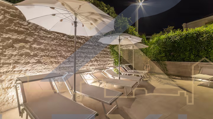 Casa&comma; 363 m2&comma; Vendita&comma; Trogir - &Ccaron;iovo