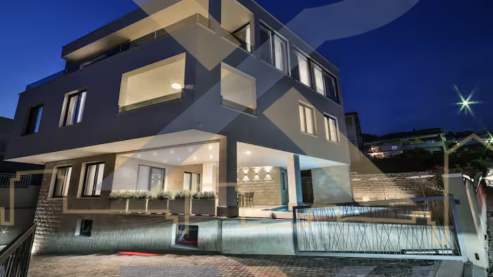 Casa&comma; 363 m2&comma; Vendita&comma; Trogir - &Ccaron;iovo