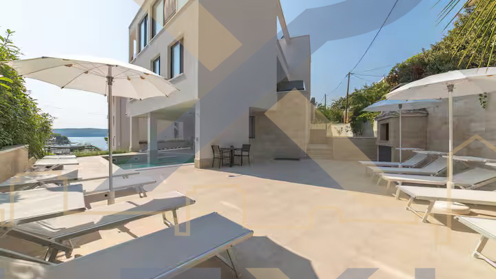 Casa&comma; 363 m2&comma; Vendita&comma; Trogir - &Ccaron;iovo