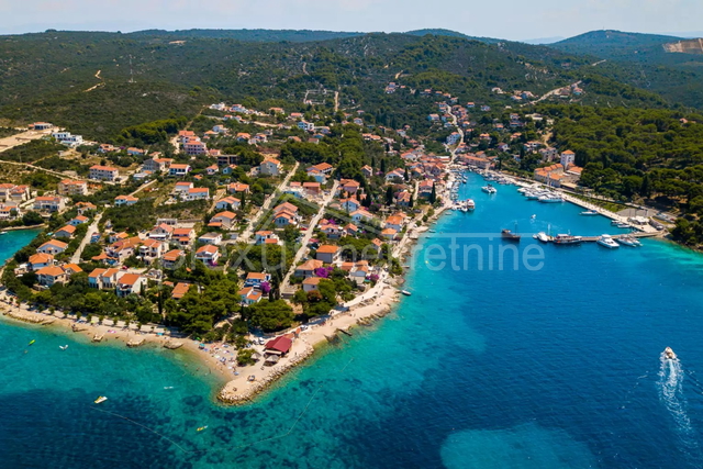 Land, 1292 m2, For Sale, Šolta - Maslinica