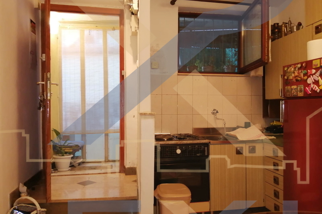 House, 48 m2, For Sale, Split - Varoš