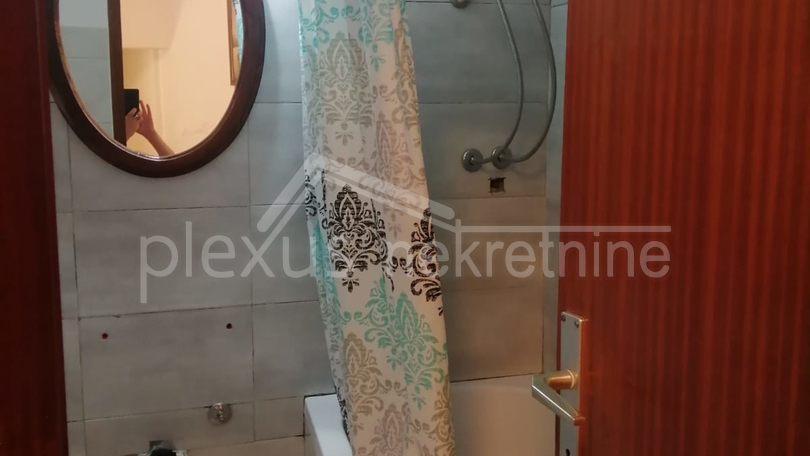 Split - centar&colon; Ku&cacute;a - apartman&comma; Varo&scaron;&comma; 48 m2