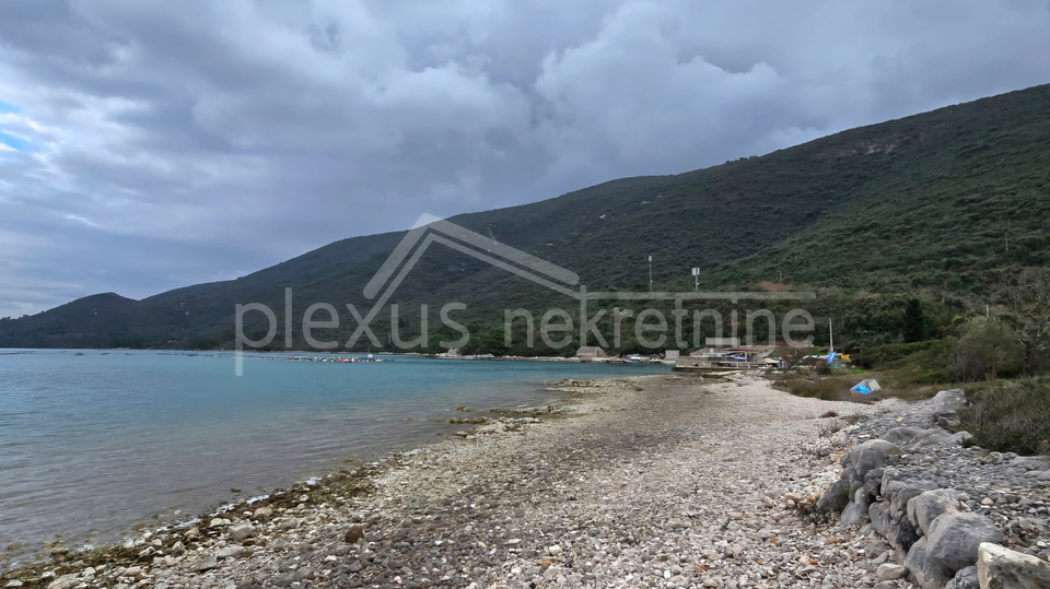 Ston - Duba Stonska, samostojeća obiteljska kuća