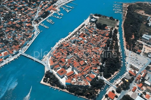 Trogir, prodaje se dvosobni stan