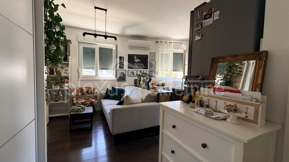 Apartment&comma; 42 m2&comma; For Sale&comma; Split - Meja&scaron;i