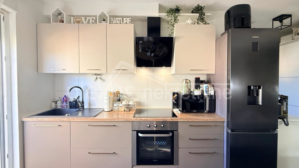 Apartment&comma; 42 m2&comma; For Sale&comma; Split - Meja&scaron;i