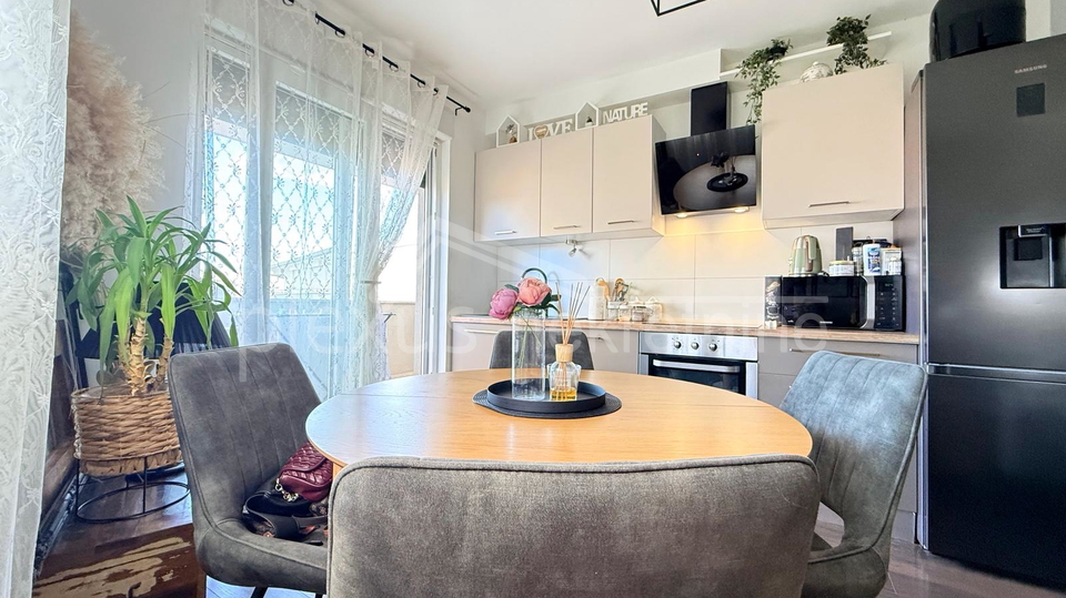 Apartment&comma; 42 m2&comma; For Sale&comma; Split - Meja&scaron;i