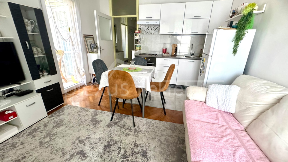 Stanovanje&comma; 43 m2&comma; Prodaja&comma; Split - Kocunar