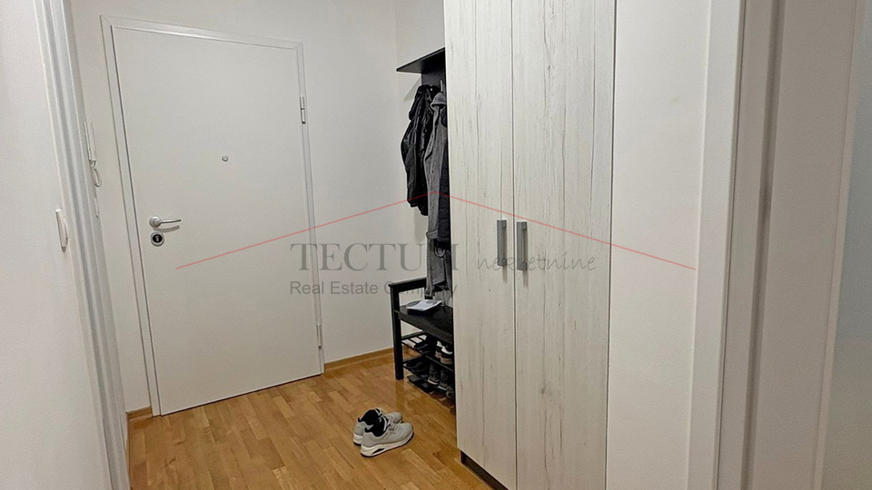 &Scaron;pansko&comma; dvosoban stan 60m2&comma; prizemlje&excl;