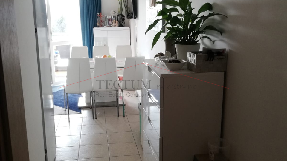 POSEDARJE, APARTMAN 42M2, NOVIJA GRADNJA, NAMJEŠTEN!