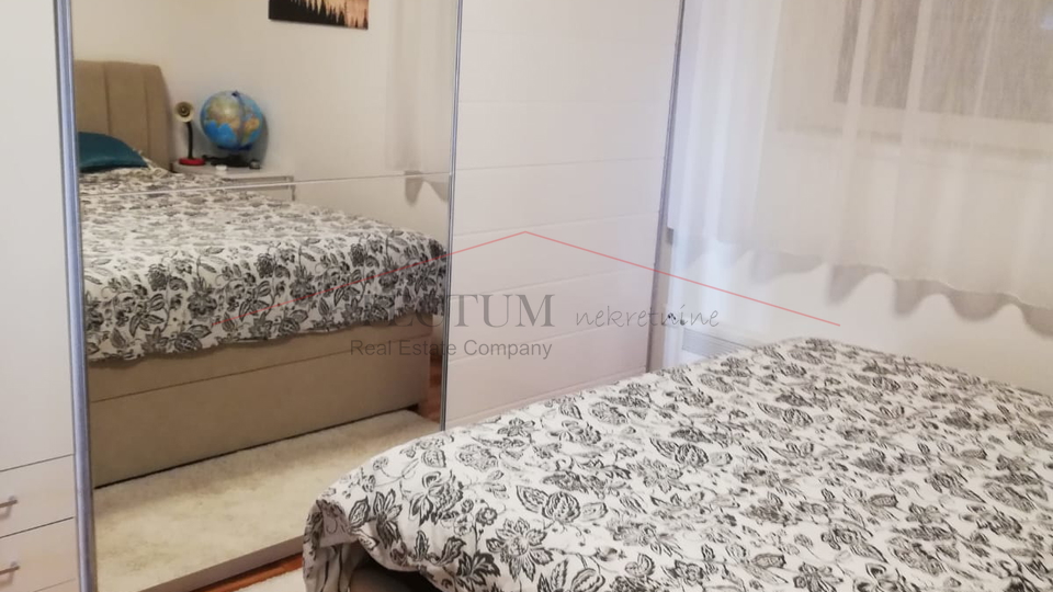 POSEDARJE, APARTMAN 42M2, NOVIJA GRADNJA, NAMJEŠTEN!