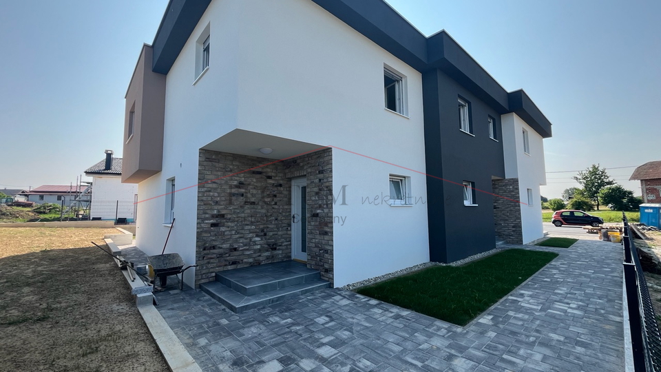 STUPNIK, KUĆA U NIZU, 118M2, PRODAJA, 2450,00 EUR/M2, USELJIVO!!!