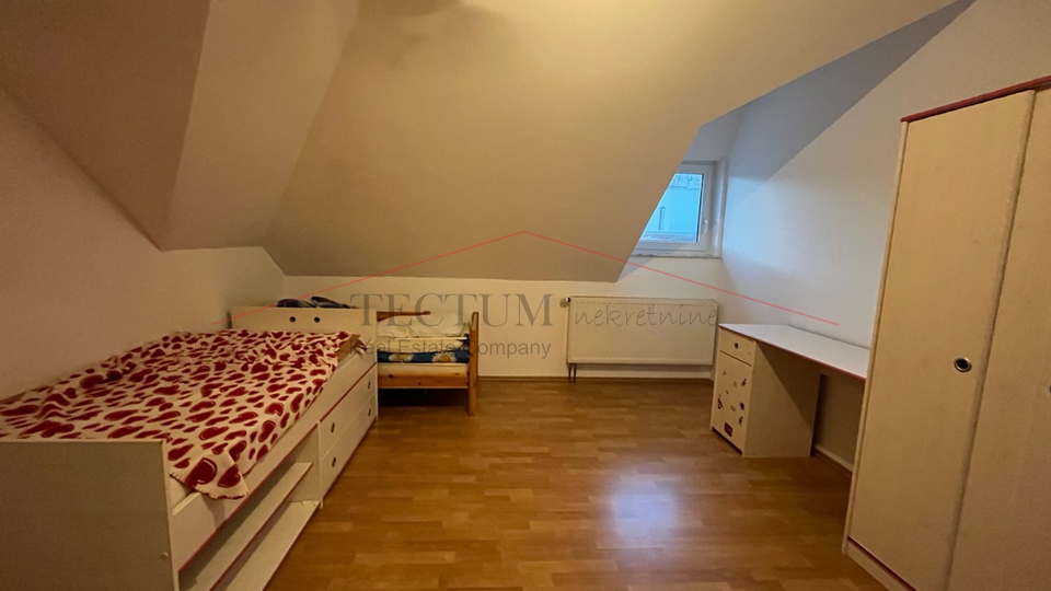 ODLIČAN OBITELJSKI STAN 93,56M2 (obračunski)