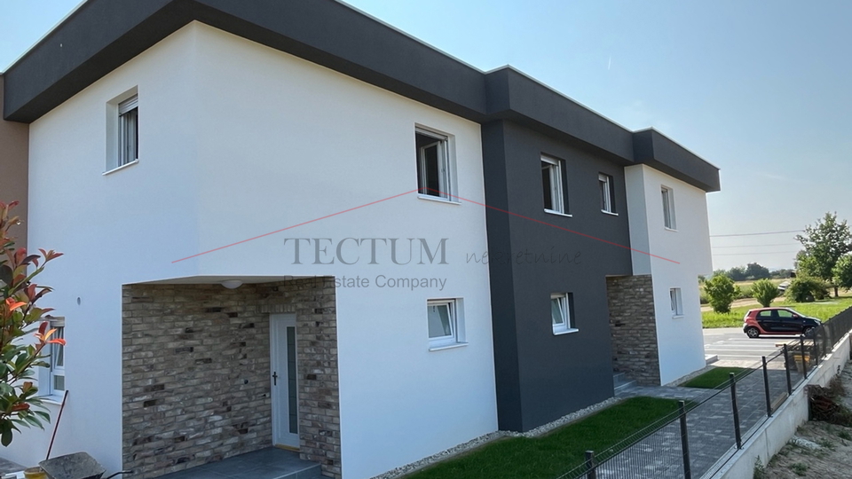 STUPNIK, ČETVEROSOBAN STAN, PRODAJA, 2521,00 EUR/M2