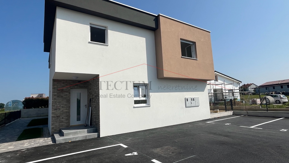 STUPNIK, KUĆA U NIZU, 118M2, PRODAJA, 2450,00 EUR/M2, USELJIVO!!!