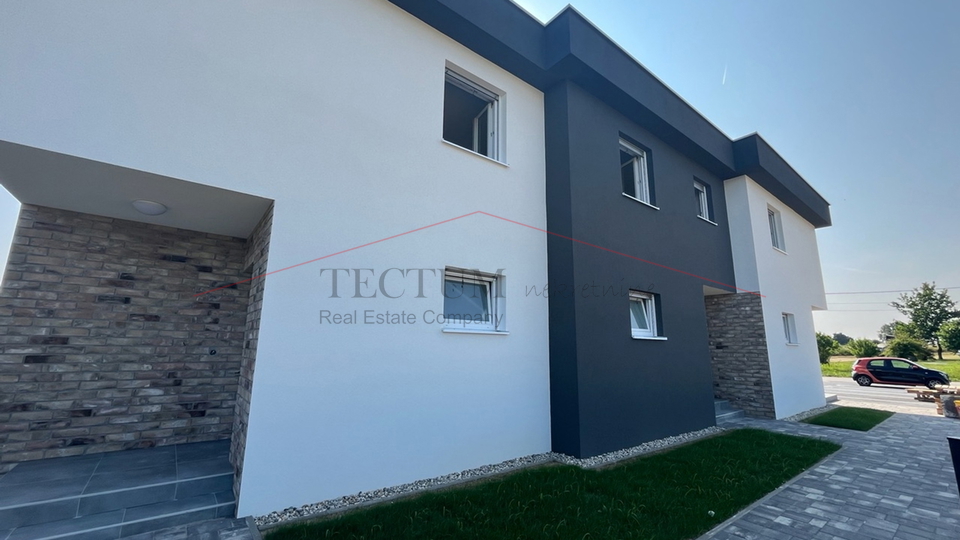 STUPNIK, ČETVEROSOBAN STAN, PRODAJA, 2521,00 EUR/M2