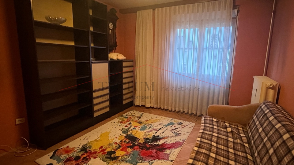 SIGET&comma; STAN POVR&Scaron;INE 50M2-ZA NAJAM&excl;&excl;