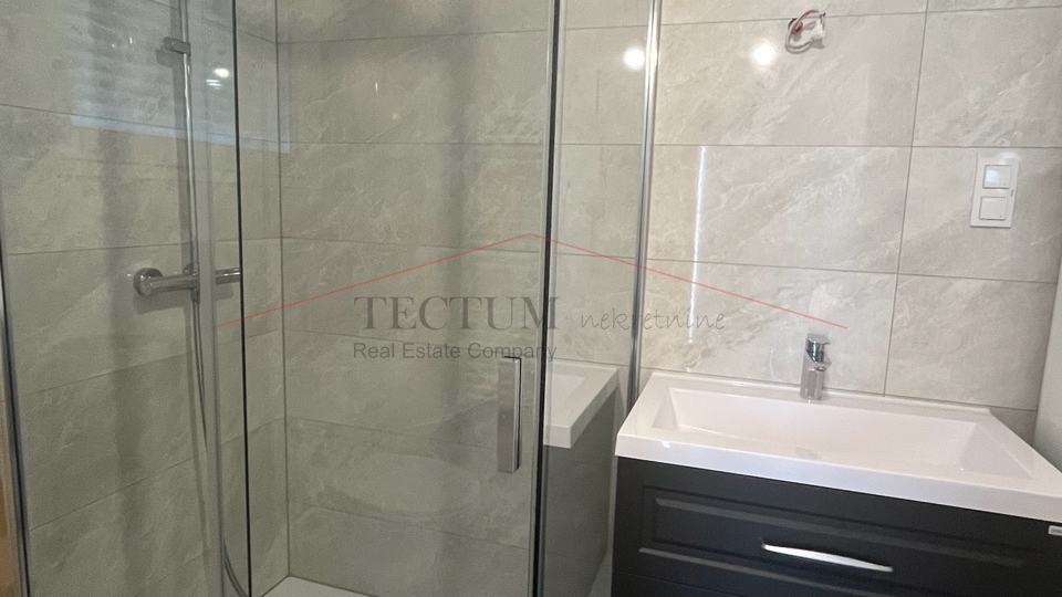 STUPNIK, KUĆA U NIZU, 4S, 119M2, PRODAJA, 2512,00 EUR/M2!! USELJIVO!!!