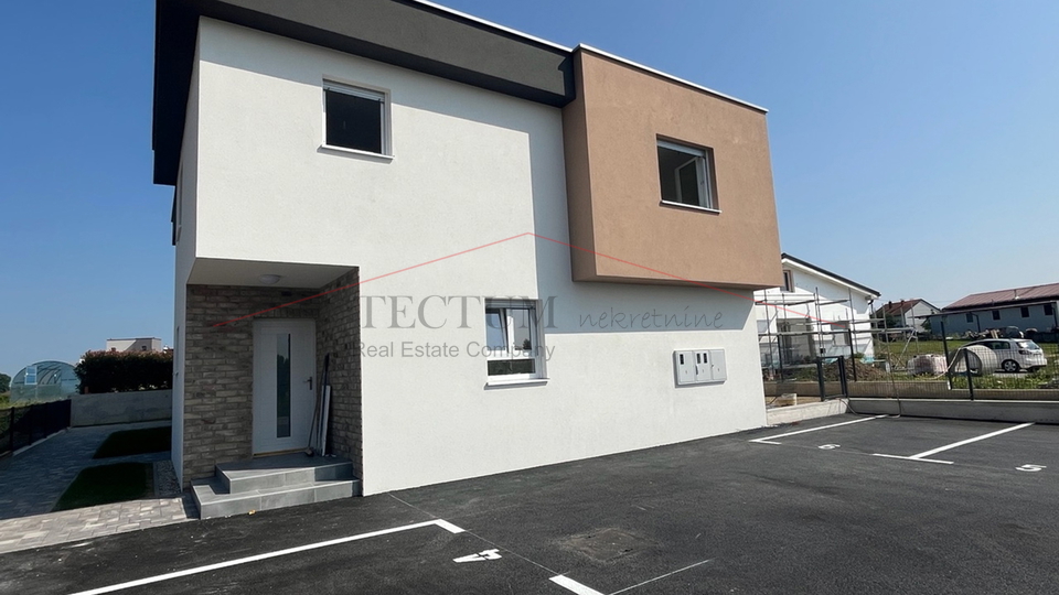 STUPNIK, ČETVEROSOBAN STAN, PRODAJA, 2521,00 EUR/M2