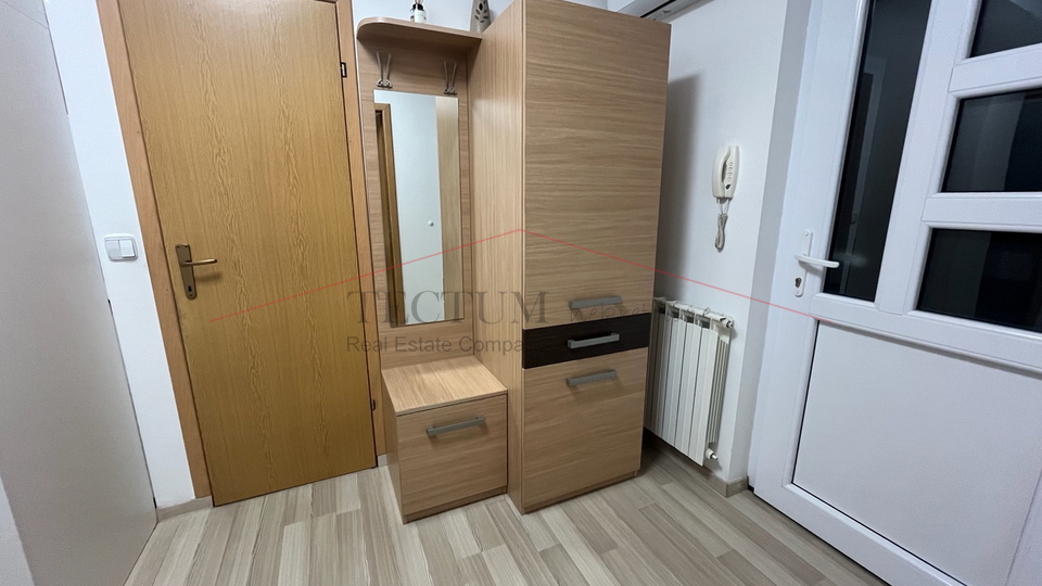 REMETINEC&comma; TROSOBAN STAN 70M2&comma; ZA DUGORO&Ccaron;AN NAJAM&excl;