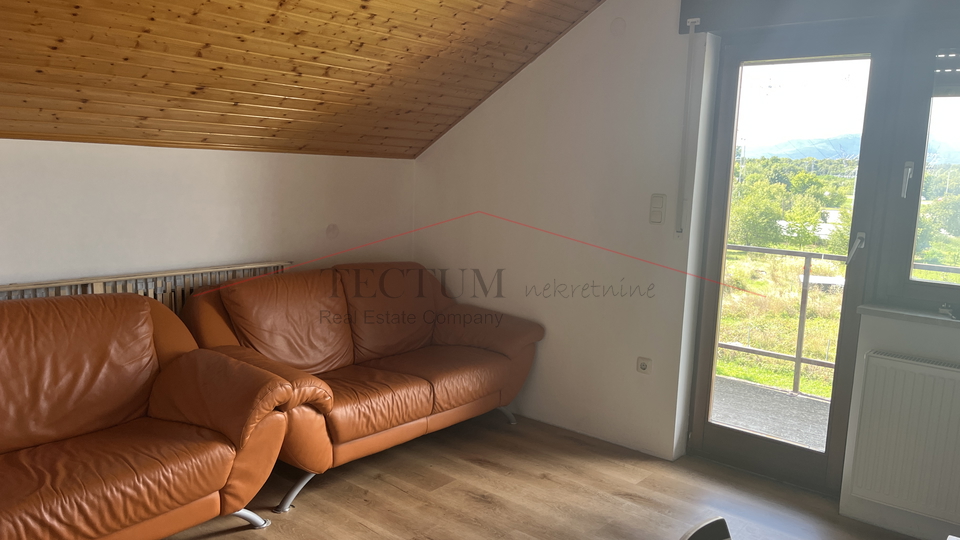 Two apartments for rent in a house for 8 workers!