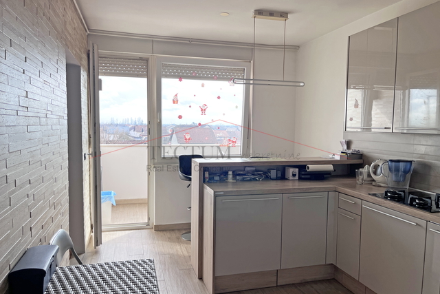 Velika Gorica, stan 76m2,  renoviran!