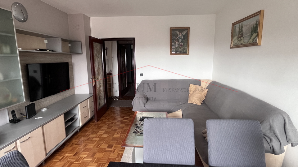 Velika Gorica&comma; stan 76m2&comma;  renoviran&excl;