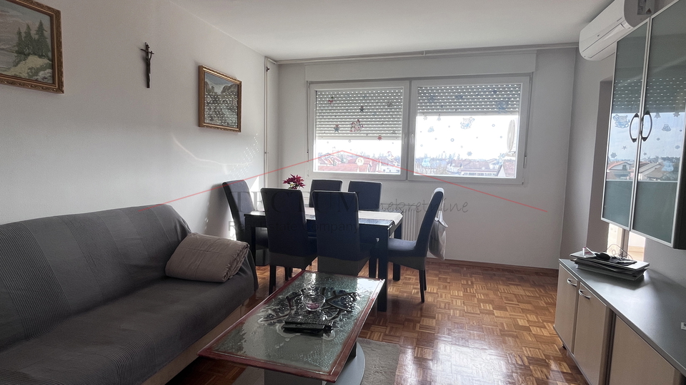 Velika Gorica&comma; stan 76m2&comma;  renoviran&excl;