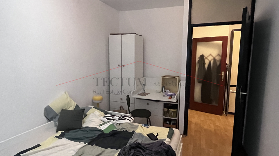 Tre&scaron;njevka&comma; Kranj&ccaron;evi&cacute;eva ulica stan 69m2